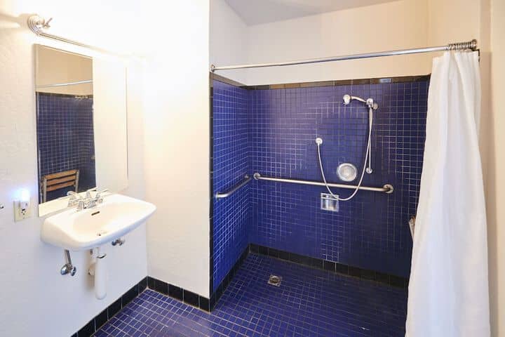 Room 55 of 103