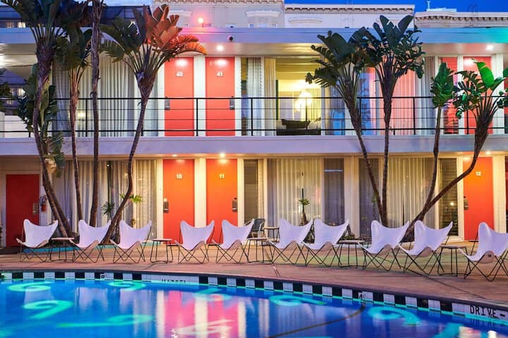 Pool 62 of 103